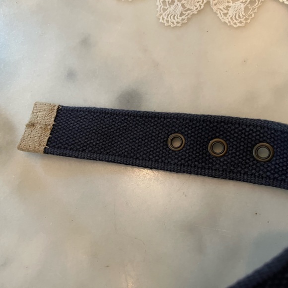 Mens J. Crew Navy Blue Canvas Belt 43inches in length Size M - Picture 5 of 7